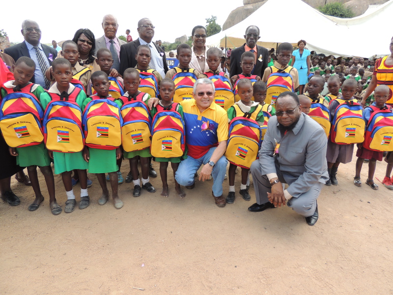 Apadrina una escuela en Zimbabue 