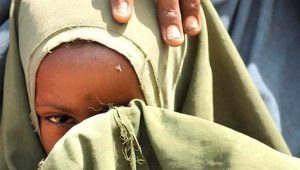 Ni&ntilde;a somal&iacute; Ablaci&oacute;n