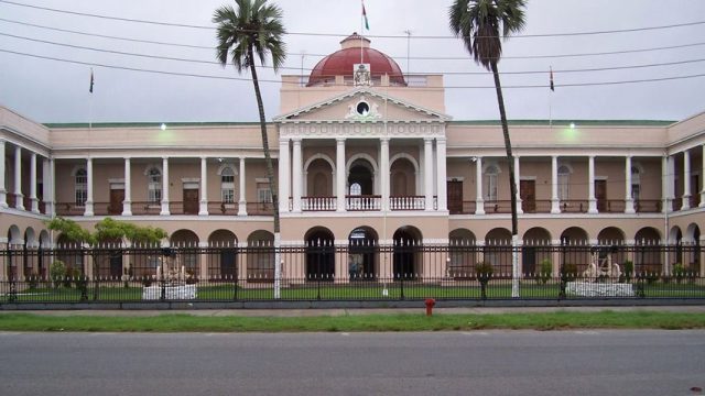 Las fuerzas de seguridad de Guyana permanecen en estado de alerta