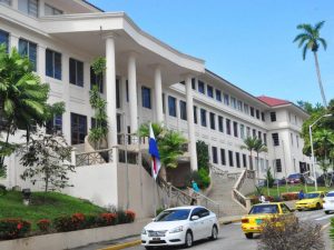 En la Corte Suprema de Justicia de Panamá existen denuncias contra construcción de nuevo puerto en el canal
