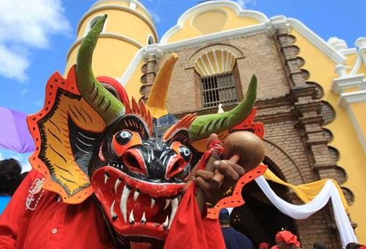diablo e iglesia
