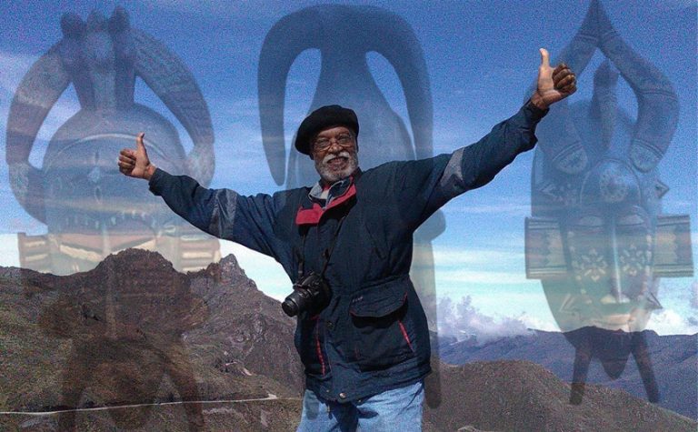 Máscaras africanas en el objetivo de Orlando Ugueto