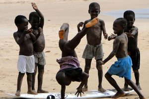Niños de Ghana fuente. afroféminas