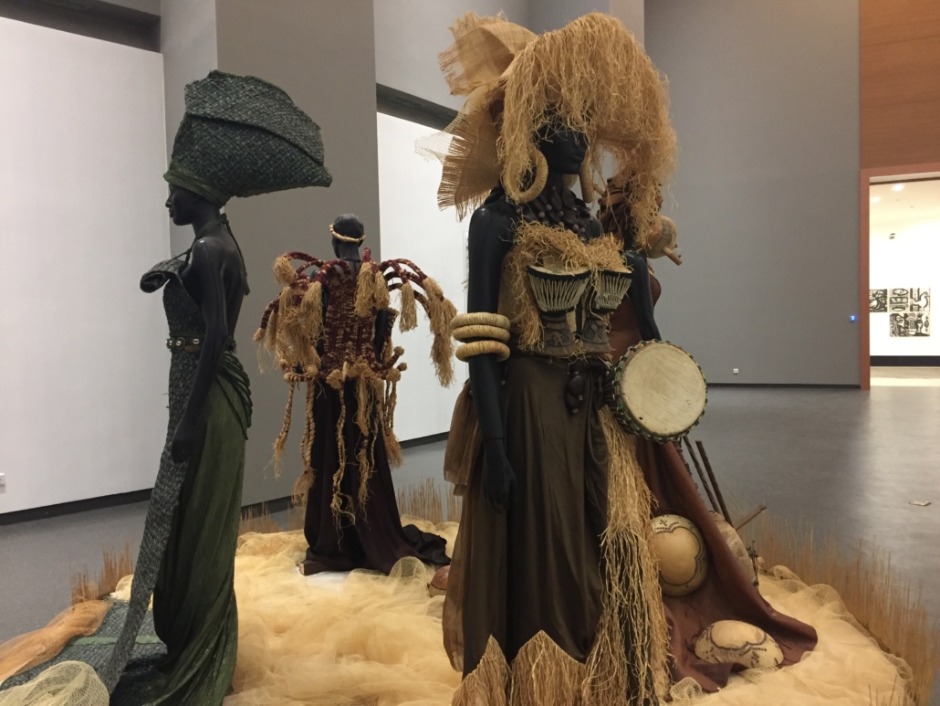 Piezas exhibidas en el interior del Museo de las civilizaciones negras / Fotografía de Alicia Justo.