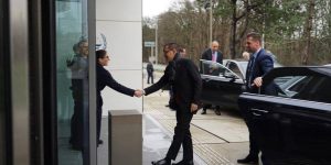 Canciller Arreaza La Haya