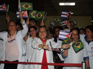 MÉDICOS CUBANOS