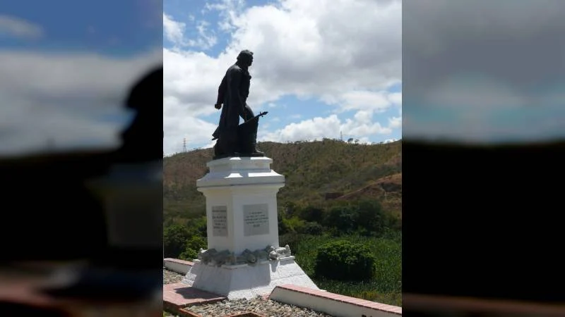 Escultura de Ricaute en la Casa de Bolívar San Mateo Venezuela