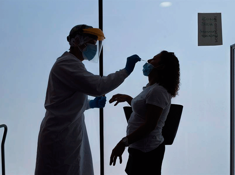 La vacuna podría estar disponible para el primer semestre de 2021