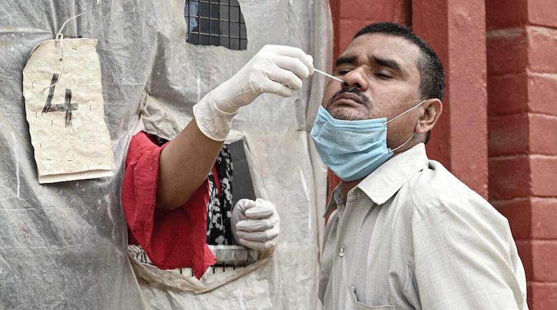 Variante India B1617