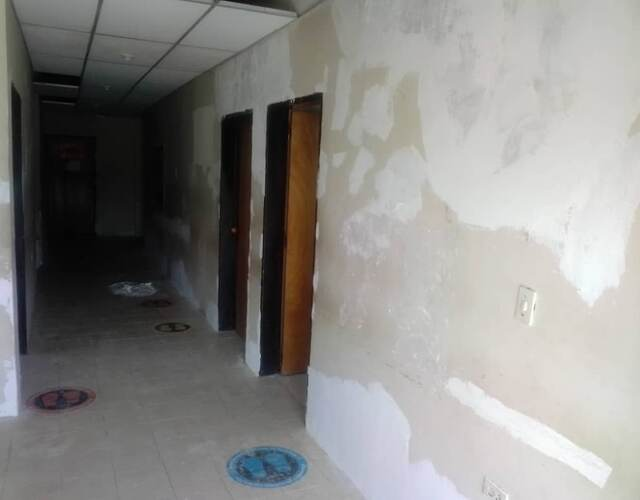 Morón antes, pasillo interior