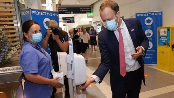 Hancock anunció que sería el nuevo representante especial de la ONU en medio de una polémica luego de su dimisión al frente del Ministerio de Salud británico por incumplimiento de las normas de distanciamiento físico
