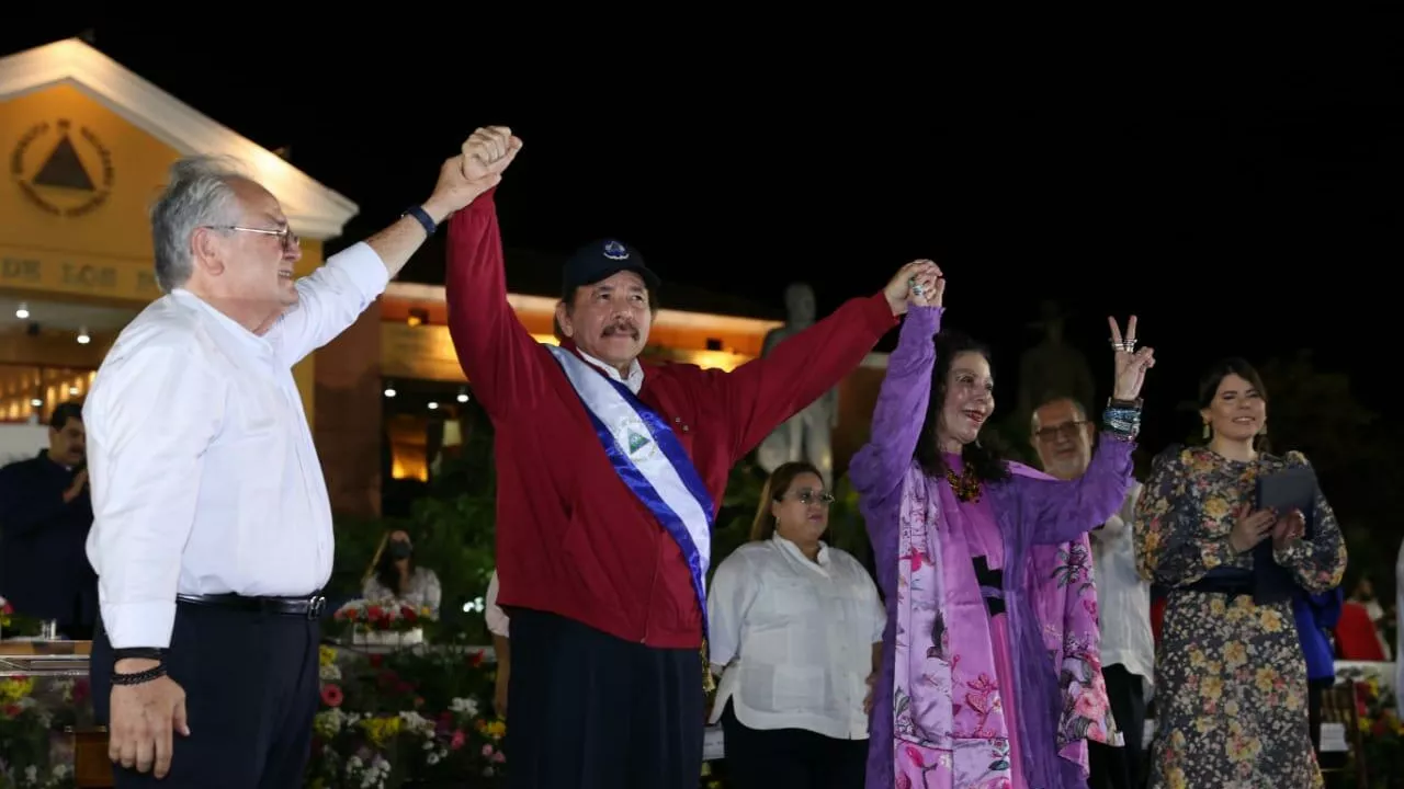 Juramentacion del presidente de Nicaragua, Daniel Ortega Saavedra para el período 2022-2027 en la Plaza de la Revolución de Managua -