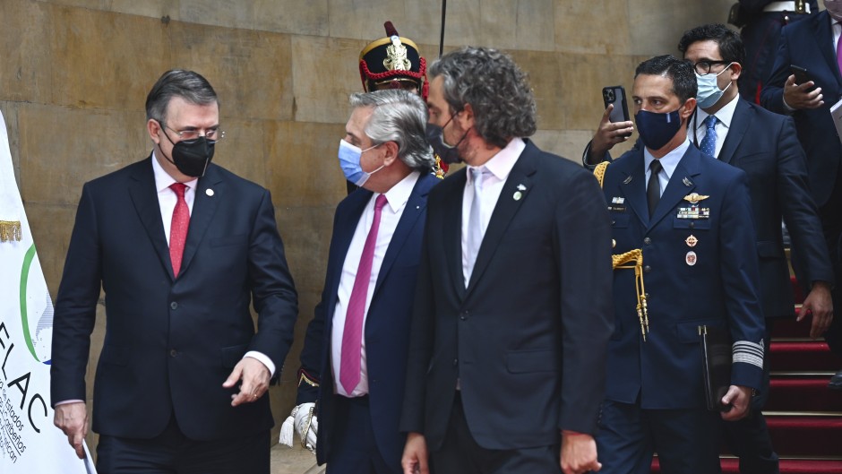 El Gobierno peronista, aliado de la 4T, operó para que no haya competidores y garantizarse la unanimidad de los apoyos.