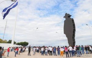 Escultura de Sandino