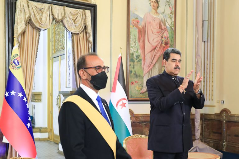 Presidente Maduro con el Embjador Mohamed Salem Daha Lehbib
