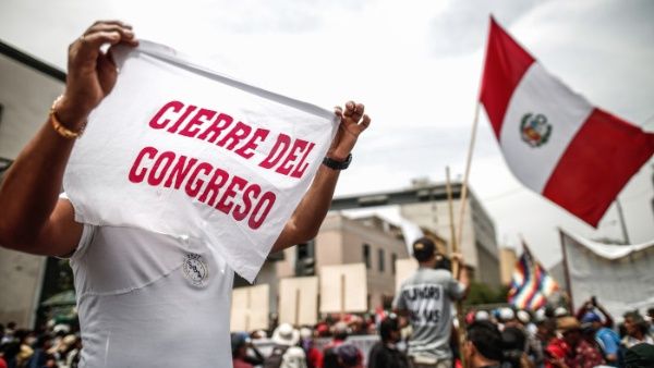 Perú ante el golpe