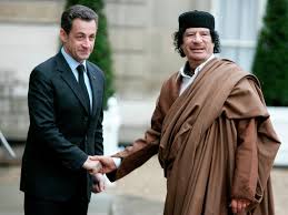 Sarkozy y Gadafi