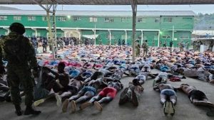 1 500 efectivos de las FF.AA. y 800 policías intervienen en el operativo realizado en tres pabellones de Guayas.