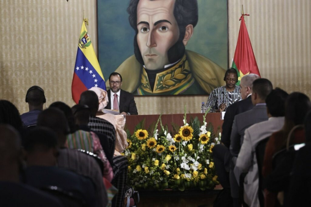 Ministros de Venezuela y Burkina Faso