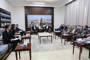 Enviado chino en Qatar dialoga sobre solución al conflicto en Gaza