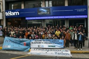 La Asamblea de los trabajadores de la agencia, en un comunicado de respuesta dijo que se produjo un: "Ataque a la libertad de expresión.