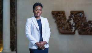 La ministra de Finanzas de Angola Vera Daves