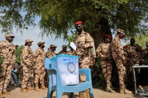 Chadian soldiers cast early votes in the presidential election scheduled for May 6 in N’djamena, Chad, May 5, 2024. REUTERS/Desire Danga Essigue