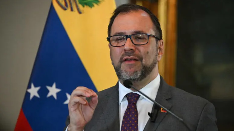 Yván Gil aseguró que la UE está irrespetando la soberanía venezolana.- Foto: RT.