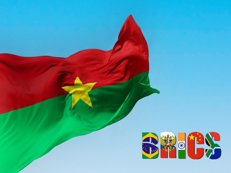 Bandera de Burkina Faso y logo del BRICS