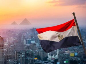 Bandera de Egipto en escenario de dicho pais