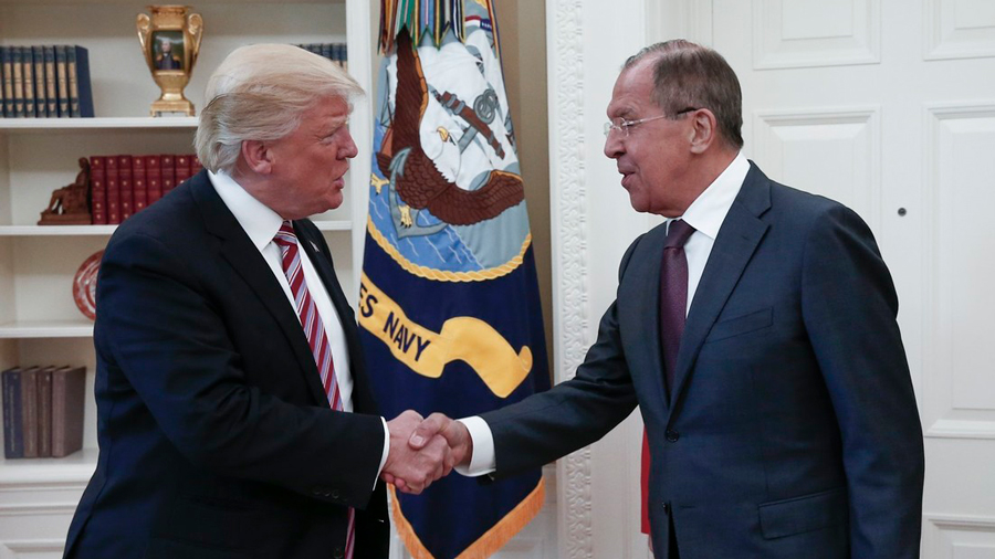 Donald Trump y el ministro de Asuntos Exteriores de Rusia Sergúei Lavrov