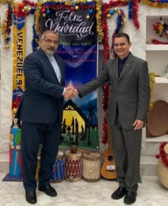 El embajador Reinaldo Bolívar felicitó a Irán por su firme posición en la defensa de las causas justas en la península arábica