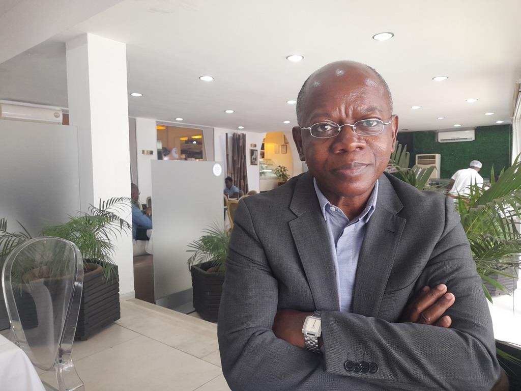 ADRIANO MIXINGE FOTO TRES